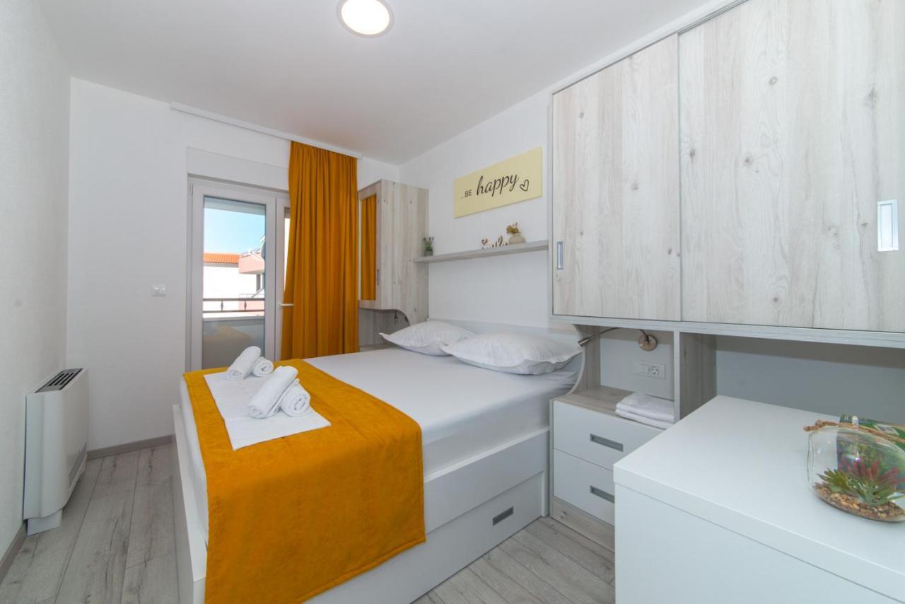 Apartmani Spiline Baška Voda Esterno foto