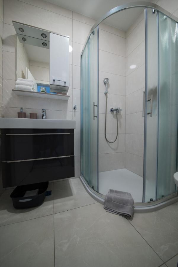 Apartmani Spiline Baška Voda Esterno foto