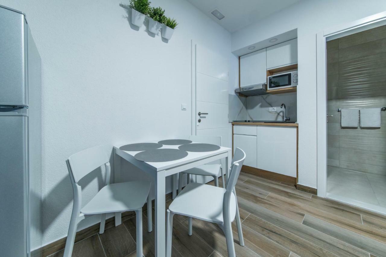 Apartmani Spiline Baška Voda Esterno foto