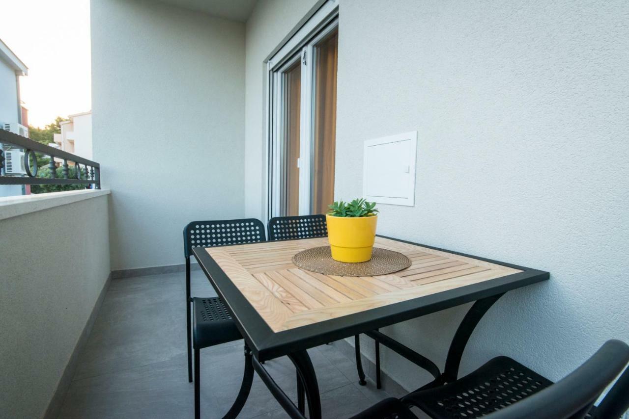 Apartmani Spiline Baška Voda Esterno foto