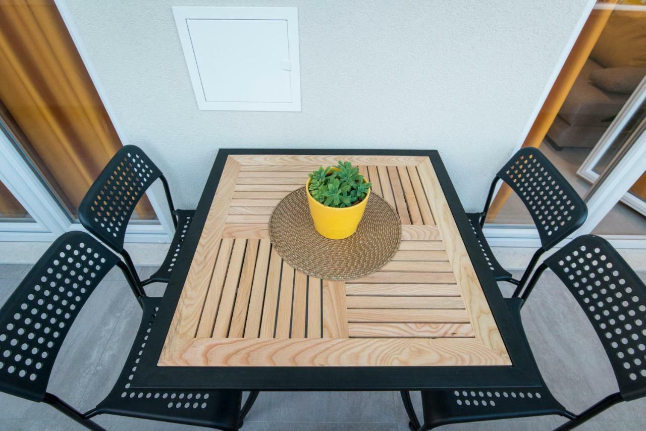Apartmani Spiline Baška Voda Esterno foto