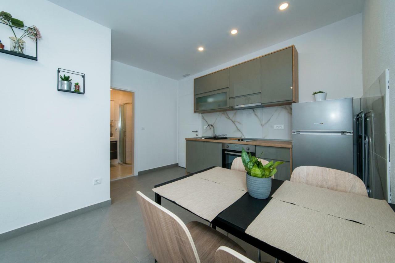 Apartmani Spiline Baška Voda Esterno foto